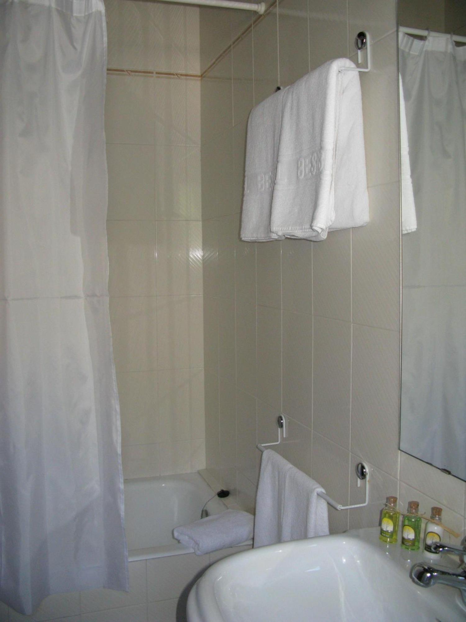 Besiberri Hotel Артиес Екстериор снимка